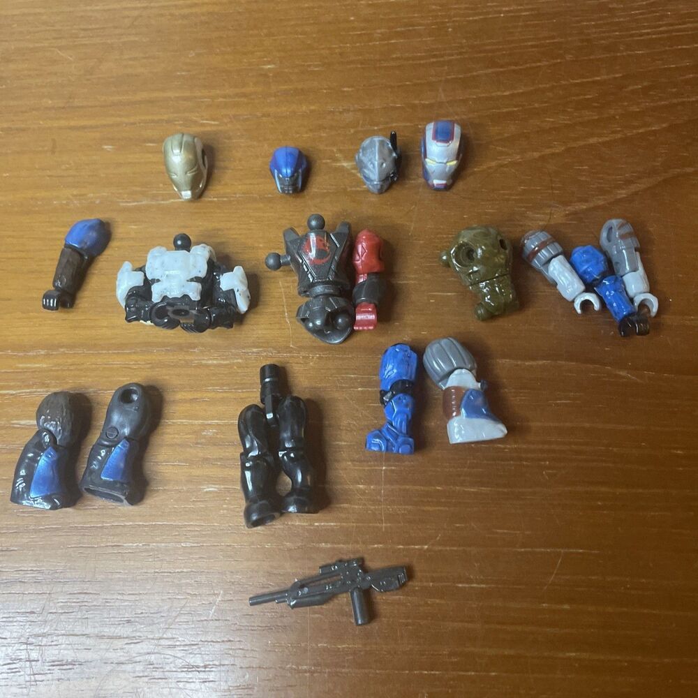 Megaconstrux Halo  Mini Action Figure PIECES Mixed Lot As Pictured.
